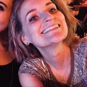 Meet your Posher, Ray